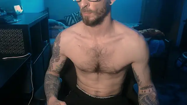 Snapshot of SexxxyLouis chatting on 21, 2, 2025 SexxxyLouis online show from 21, 2, 2025