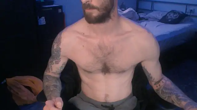 Snapshot of SexxxyLouis chatting on 18, 3, 2025 SexxxyLouis online show from 18, 3, 2025