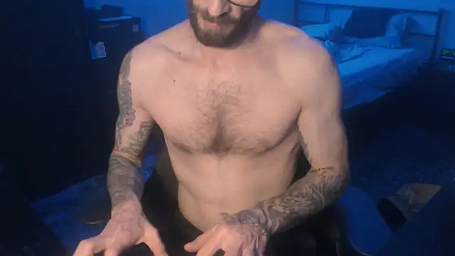 Snapshot of SexxxyLouis chatting on 21, 3, 2025 SexxxyLouis online show from 21, 3, 2025