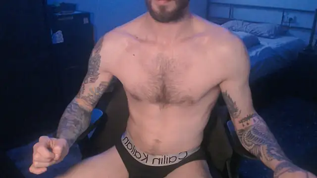 Snapshot of SexxxyLouis chatting on 22, 3, 2025 SexxxyLouis online show from 22, 3, 2025