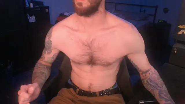 Snapshot of SexxxyLouis chatting on 15, 9, 2025 SexxxyLouis online show from 15, 9, 2025