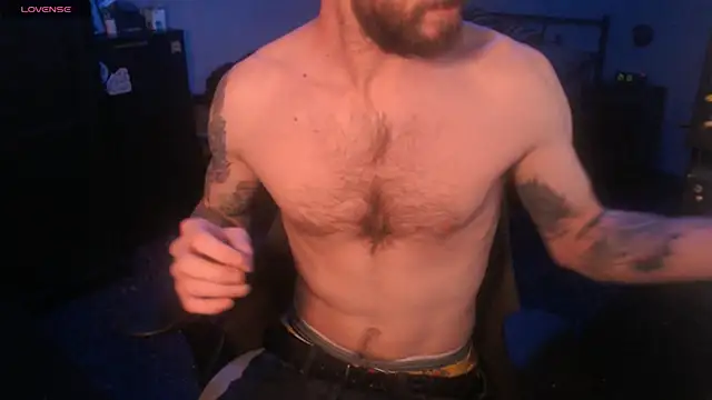 Snapshot of SexxxyLouis chatting on 15, 10, 2025 SexxxyLouis online show from 15, 10, 2025