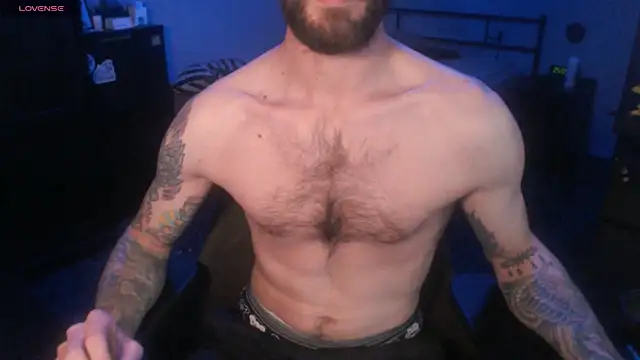 Snapshot of SexxxyLouis chatting on 18, 10, 2025 SexxxyLouis online show from 18, 10, 2025