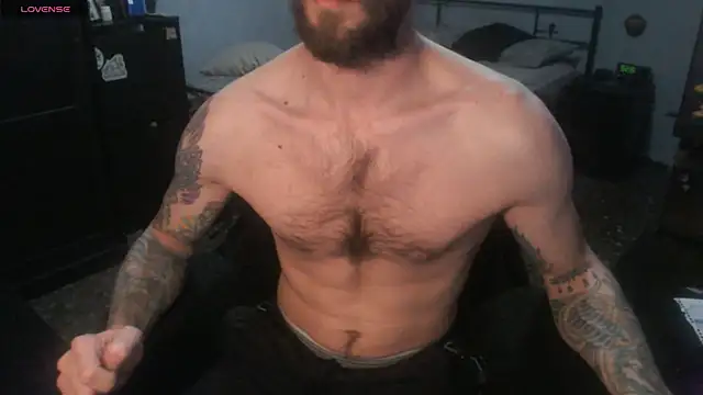 Snapshot of SexxxyLouis chatting on 1, 12, 2025 SexxxyLouis online show from 1, 12, 2025