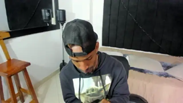 anhtony wayans online show from 24, 10, 2025