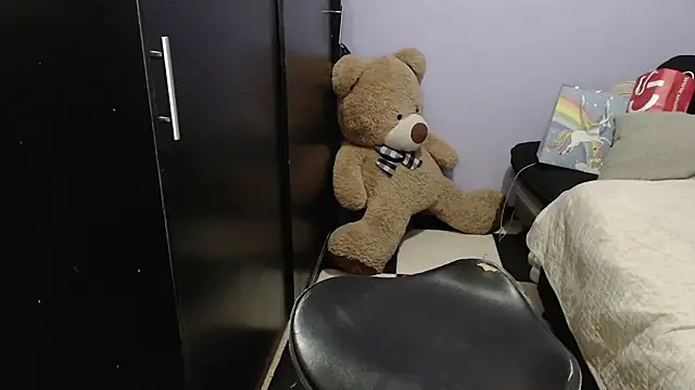 ANGELIQUE KLANE online show from 16, 2, 2025