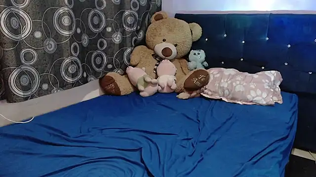 ANGELIQUE KLANE online show from 11, 2, 2026