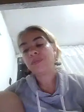 mari657 online show from 8, 4, 2026