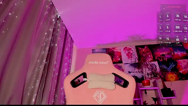 Snapshot of GoodWitch_ chatting on 18, 3, 2025 GoodWitch online show from 18, 3, 2025