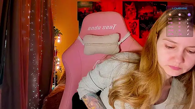 Snapshot of GoodWitch_ chatting on 19, 9, 2025 GoodWitch online show from 19, 9, 2025