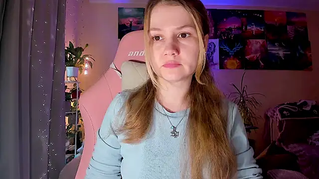 Snapshot of GoodWitch_ chatting on 26, 9, 2025 GoodWitch online show from 26, 9, 2025