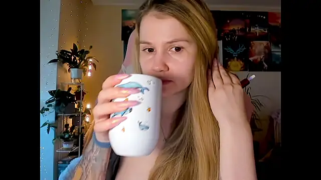 Snapshot of GoodWitch_ chatting on 27, 9, 2025 GoodWitch online show from 27, 9, 2025