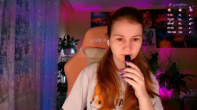 Snapshot of GoodWitch_ chatting on 30, 11, 2025 GoodWitch online show from 30, 11, 2025