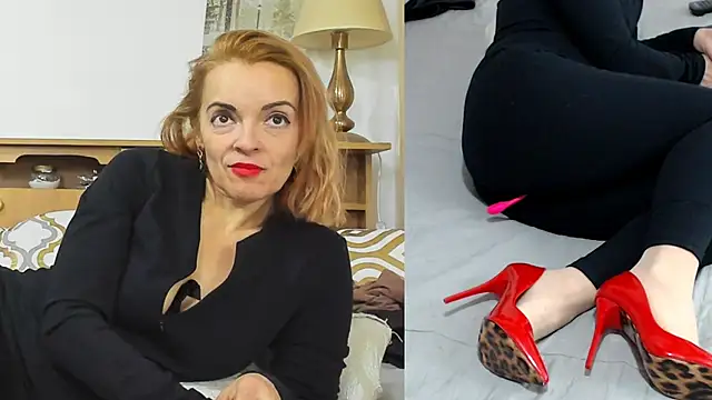 Snapshot of KateConner chatting on 1, 1, 2025 KateConner online show from 1, 1, 2025