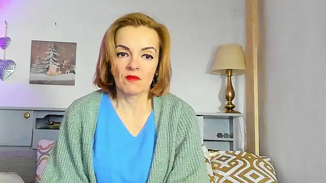 Snapshot of KateConner chatting on 11, 2, 2025 KateConner online show from 11, 2, 2025