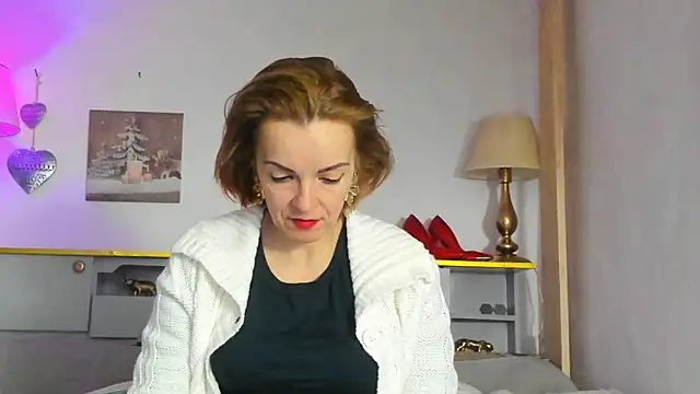 Snapshot of KateConner chatting on 13, 2, 2025 KateConner online show from 13, 2, 2025