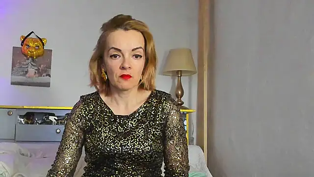 Snapshot of KateConner chatting on 10, 3, 2025 KateConner online show from 10, 3, 2025