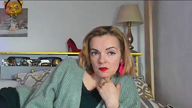 Snapshot of KateConner chatting on 19, 3, 2025 KateConner online show from 19, 3, 2025