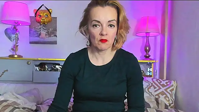 Snapshot of KateConner chatting on 22, 3, 2025 KateConner online show from 22, 3, 2025