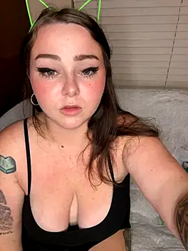 Kira tattoo online show from 19, 10, 2025