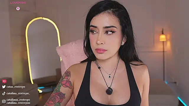 Snapshot of CATALINA_RESTREPO chatting on 18, 11, 2025 CATALINA RESTREPO online show from 18, 11, 2025