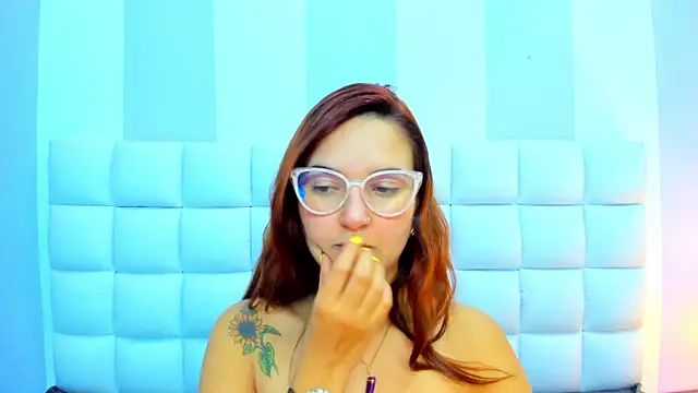 Snapshot of teresasroom_ chatting on 9, 2, 2026 teresasroom online show from 9, 2, 2026