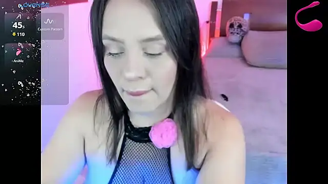 Snapshot of SweetNathalya chatting on 21, 11, 2025 SweetNathalya online show from 21, 11, 2025