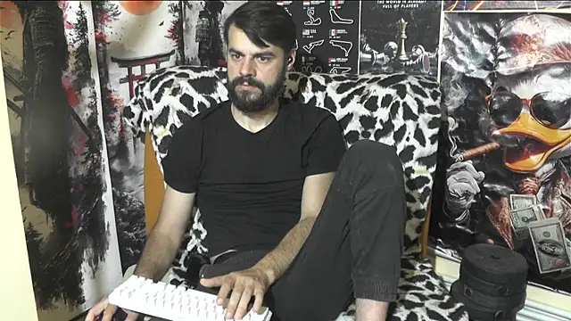 Snapshot of 00george chatting on 26, 5, 2026 00george online show from 26, 5, 2026