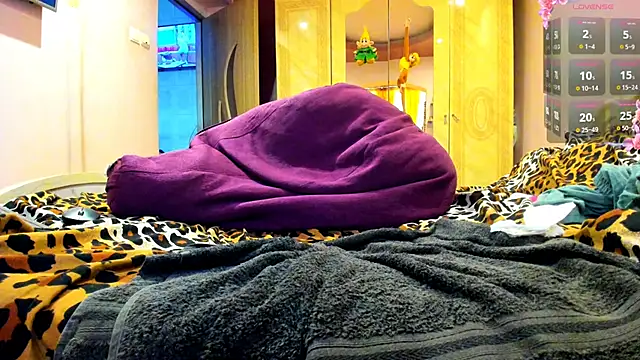 Snapshot of DomPanther69 chatting on 3, 2, 2025 DomPanther69 online show from 3, 2, 2025