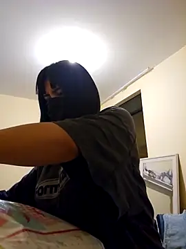 Snapshot of Latin_summer chatting on 31, 10, 2025 Latin summer online show from 31, 10, 2025