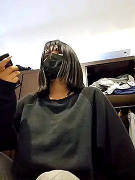 Snapshot of Latin_summer chatting on 13, 11, 2025 Latin summer online show from 13, 11, 2025