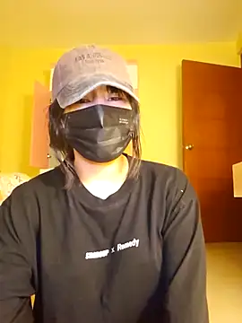 Snapshot of Latin_summer chatting on 25, 11, 2025 Latin summer online show from 25, 11, 2025