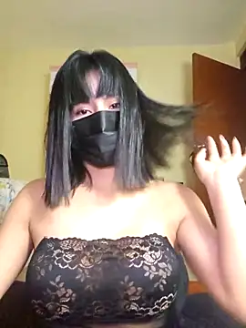 Snapshot of Latin_summer chatting on 27, 11, 2025 Latin summer online show from 27, 11, 2025