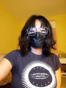 Snapshot of Latin_summer chatting on 1, 12, 2025 Latin summer online show from 1, 12, 2025