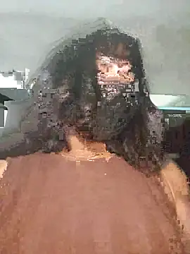 Snapshot of Latin_summer chatting on 4, 12, 2025 Latin summer online show from 4, 12, 2025