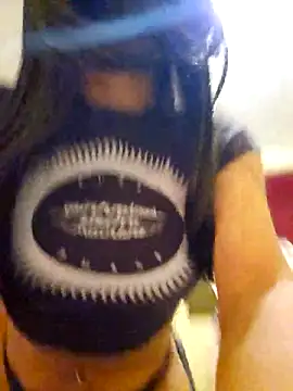 Snapshot of Latin_summer chatting on 4, 5, 2026 Latin summer online show from 4, 5, 2026