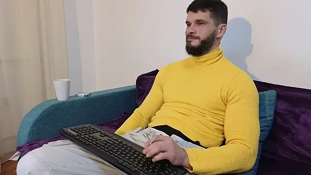 MauroTwin online show from 18, 12, 2024