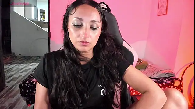 Snapshot of adrena_10 chatting on 7, 7, 2026 adrena 10 online show from 7, 7, 2026