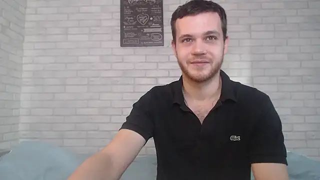 Snapshot of Alexxx_horny chatting on 18, 1, 2025 Alexxx horny online show from 18, 1, 2025