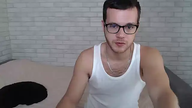 Snapshot of Alexxx_horny chatting on 24, 9, 2025 Alexxx horny online show from 24, 9, 2025