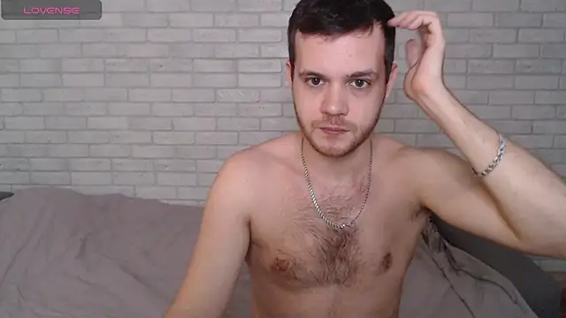 Snapshot of Alexxx_horny chatting on 18, 6, 2026 Alexxx horny online show from 18, 6, 2026