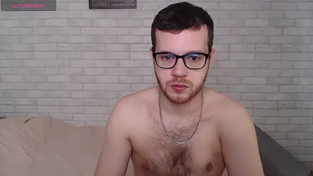 Snapshot of Alexxx_horny chatting on 22, 6, 2026 Alexxx horny online show from 22, 6, 2026