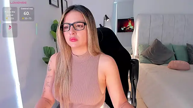 AmyWood online show from 16, 4, 2026