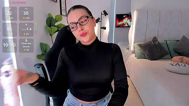 AmyWood online show from 20, 4, 2026