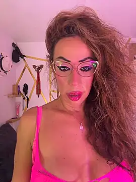 YOURSDEBORA online show from 14, 7, 2026