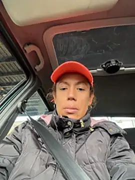 YOURSDEBORA online show from 24, 7, 2026