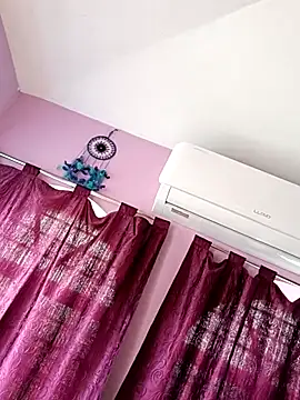 Mini865433 online show from 21, 3, 2025