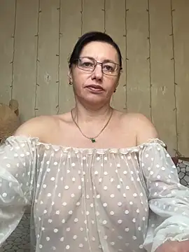 Amberhotqueen online show from 20, 2, 2026