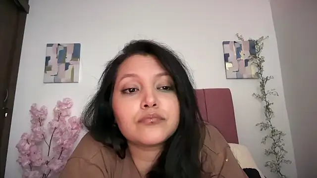 Snapshot of MarcellaGriffin chatting on 3, 10, 2025 MarcellaGriffin online show from 3, 10, 2025