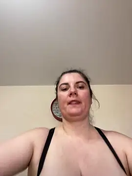 Snapshot of alisiaparril chatting on 18, 3, 2025 alisiaparril online show from 18, 3, 2025